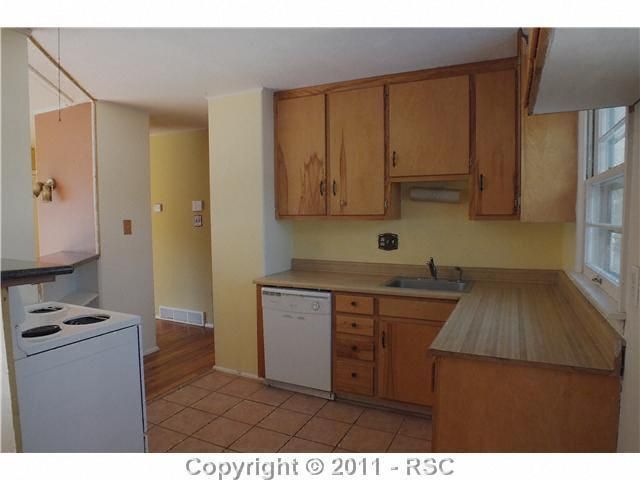 2548 Elvin Ave, Colorado Springs, CO 80909