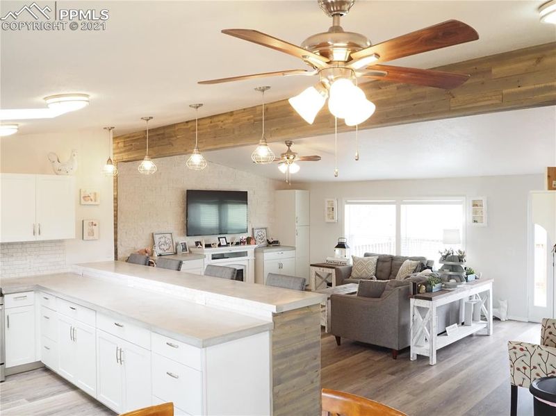 255 N Page Rd, Colorado Springs, CO 80930