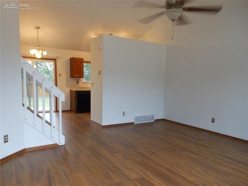 255 Pointer Pl, Colorado Springs, CO 80911