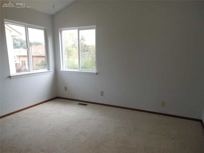 255 Pointer Pl, Colorado Springs, CO 80911