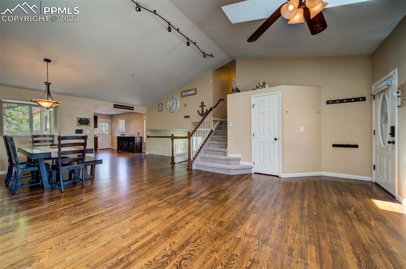 255 Pucket Cir, Colorado Springs, CO 80911