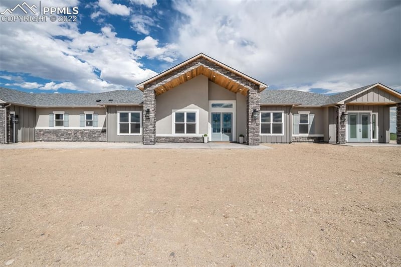 2552 Greenhorn View Dr, Pueblo West, CO 81007