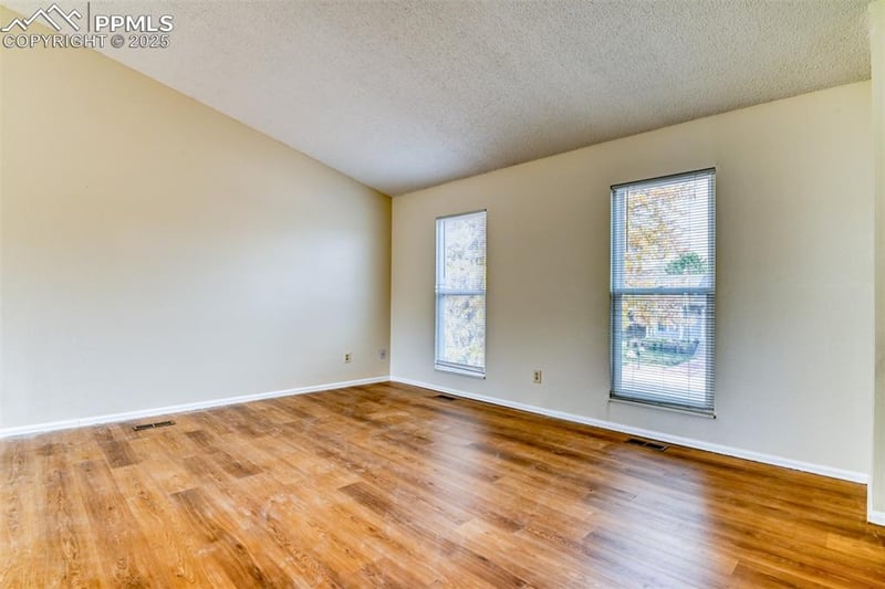 2560 Plymouth Dr, Colorado Springs, CO 80916