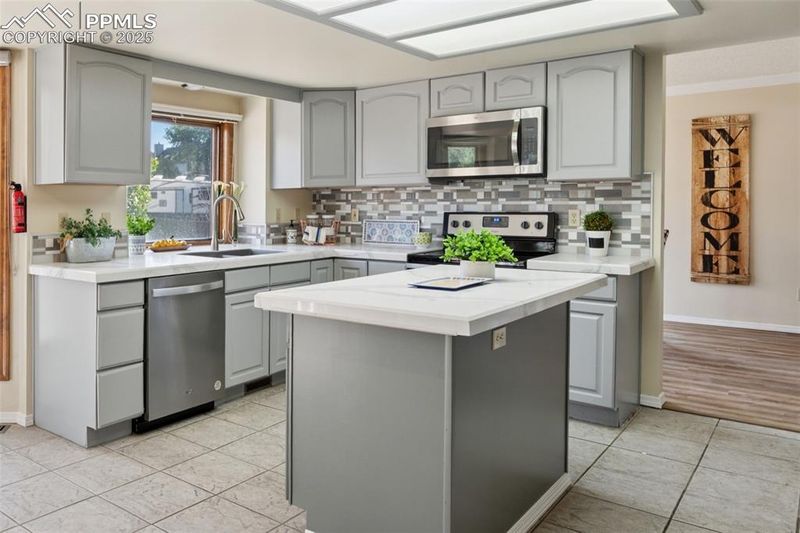 2560 Wimbleton Ct, Colorado Springs, CO 80920