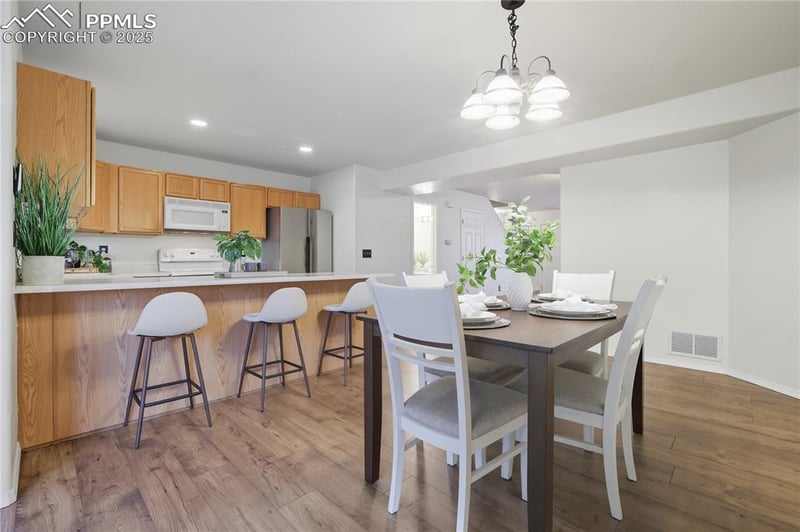 2561 Mesa Springs Vw, Colorado Springs, CO 80907