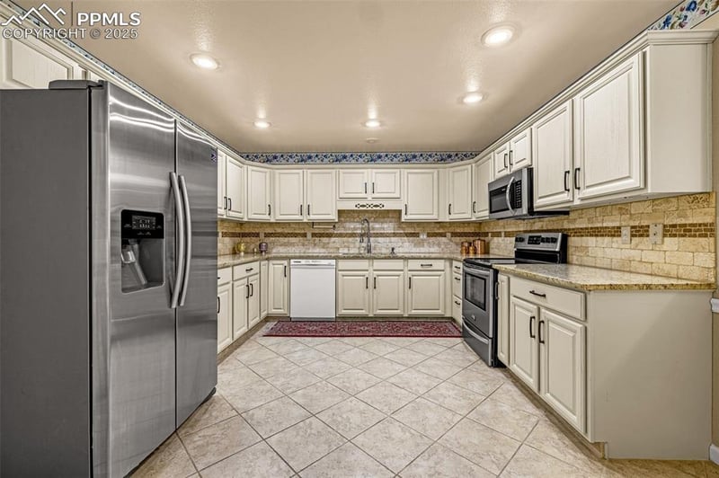 2562 Blazek Loop, Colorado Springs, CO 80918