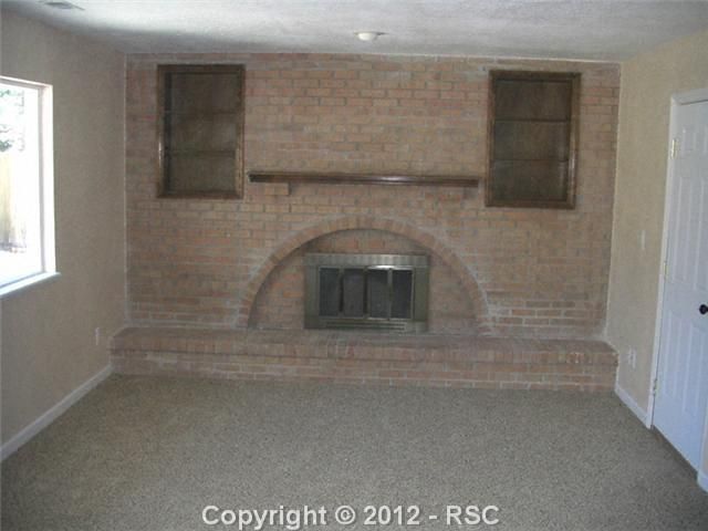 2565 Legend Dr, Colorado Springs, CO 80920