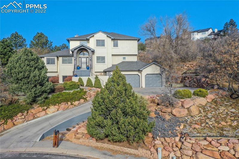 2570 Dunfries Ct, Colorado Springs, CO 80919