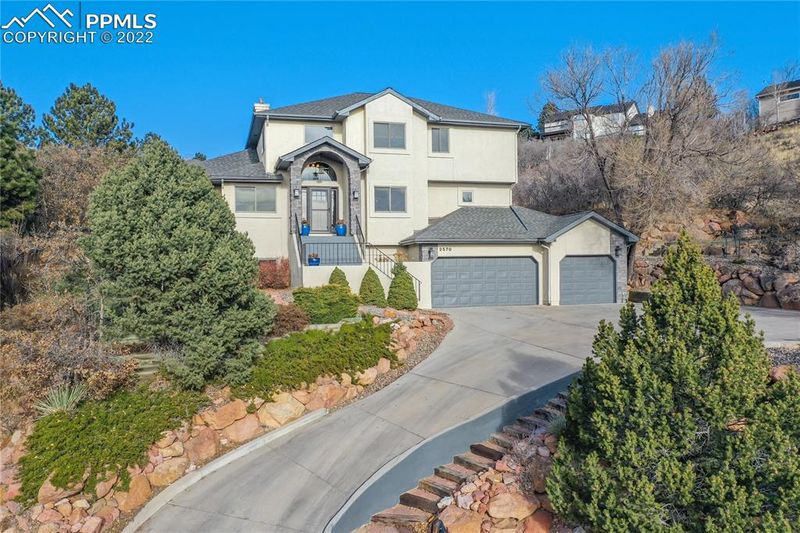 2570 Dunfries Ct, Colorado Springs, CO 80919