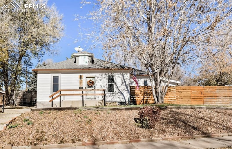 2574 Mount Vernon St, Colorado Springs, CO 80909