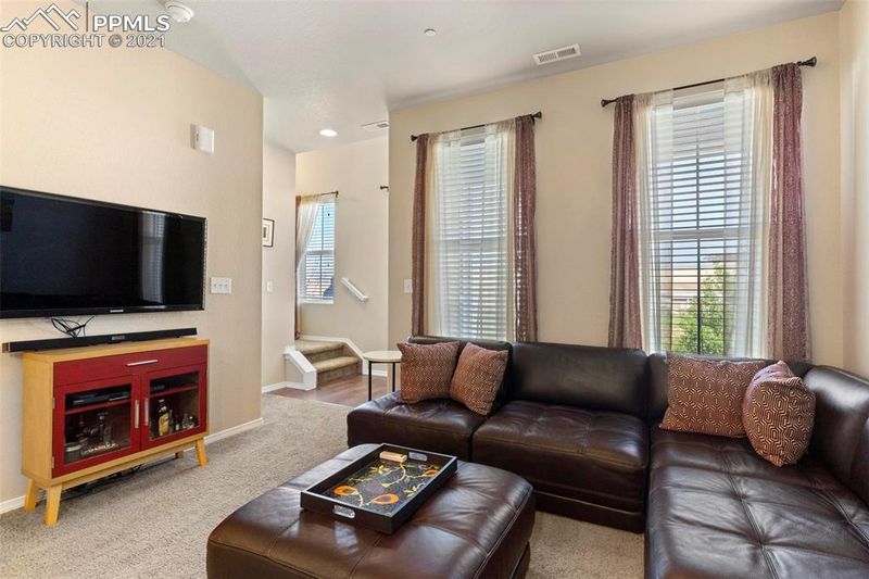 2576 Shannara Grv, Colorado Springs, CO 80951