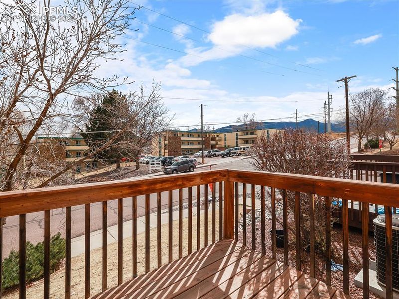 2577 Mesa Springs Vw, Colorado Springs, CO 80907