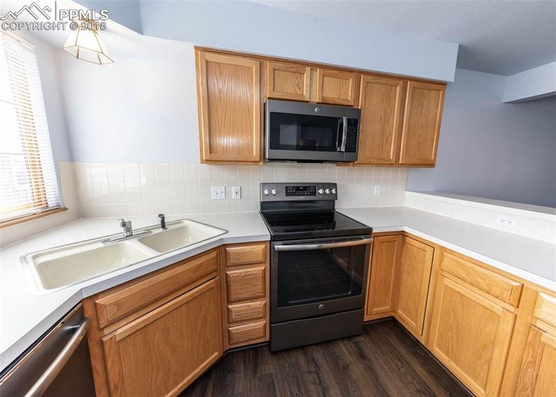 2578 Hatch Cir, Colorado Springs, CO 80918