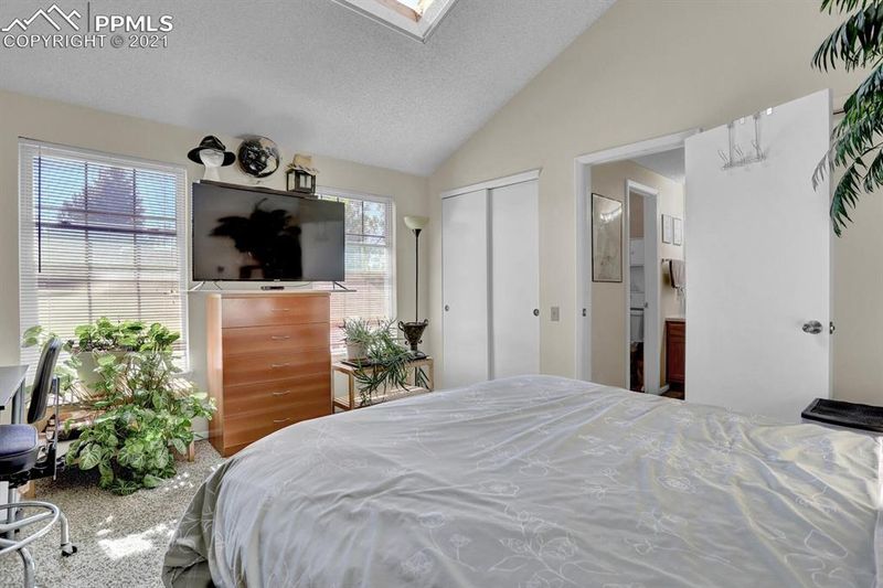 2583 Hatch Cir, Colorado Springs, CO 80918