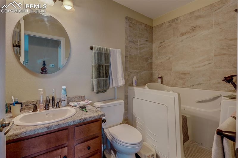 2588 Patriot Hts, Colorado Springs, CO 80904