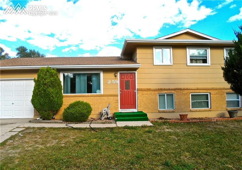 259 S Murray Blvd, Colorado Springs, CO 80916