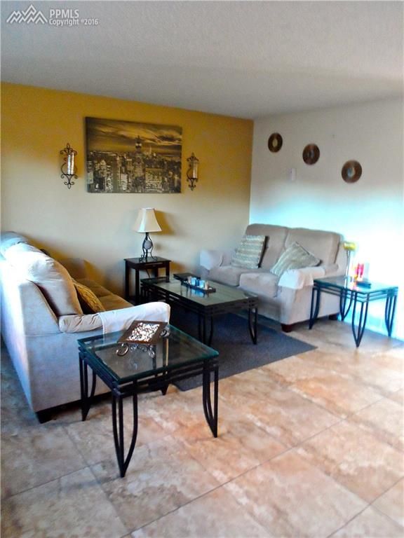 259 S Murray Blvd, Colorado Springs, CO 80916