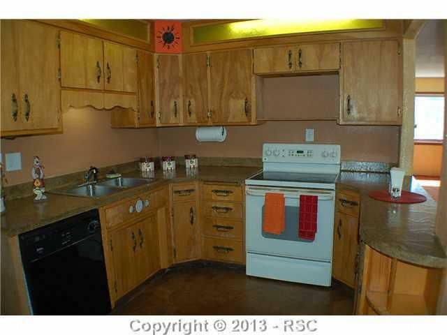 2591 Begonia St, Pueblo, CO 81005