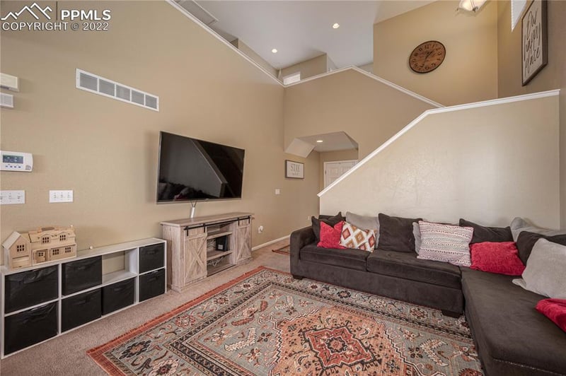 2592 Sierra Springs Dr, Colorado Springs, CO 80916