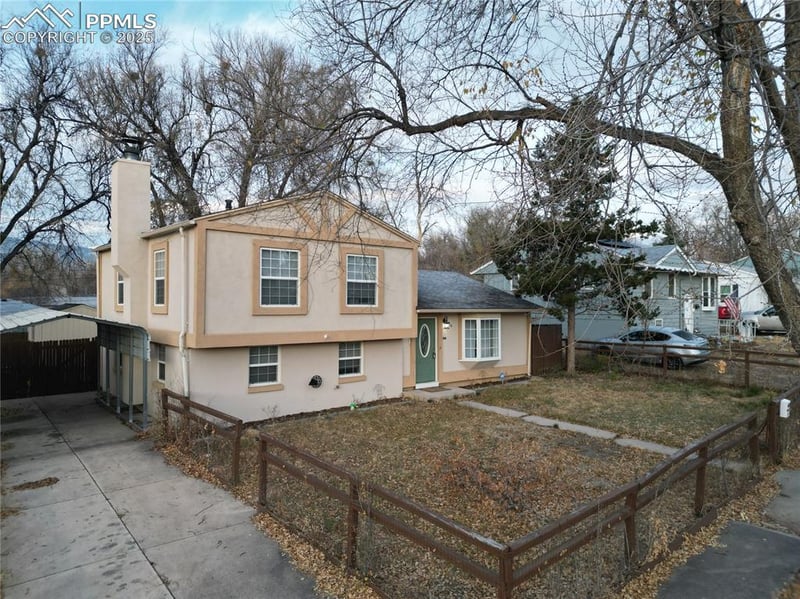 26 Arrawanna St, Colorado Springs, CO 80909