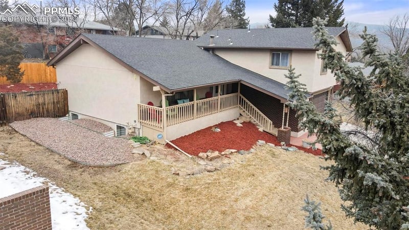 26 Mountain View Rd, Manitou Springs, CO 80829