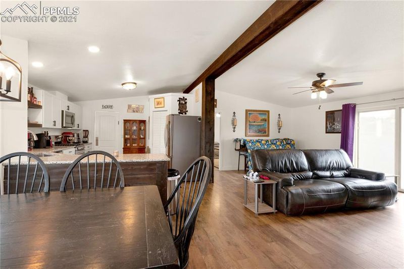 260 E Minstrel Dr, Divide, CO 80814