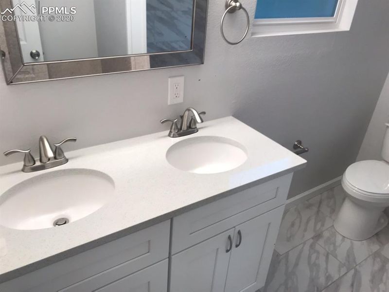 2601 Main St, Colorado Springs, CO 80907