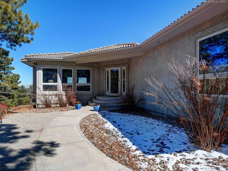 2601 Pegasus Dr, Colorado Springs, CO 80906