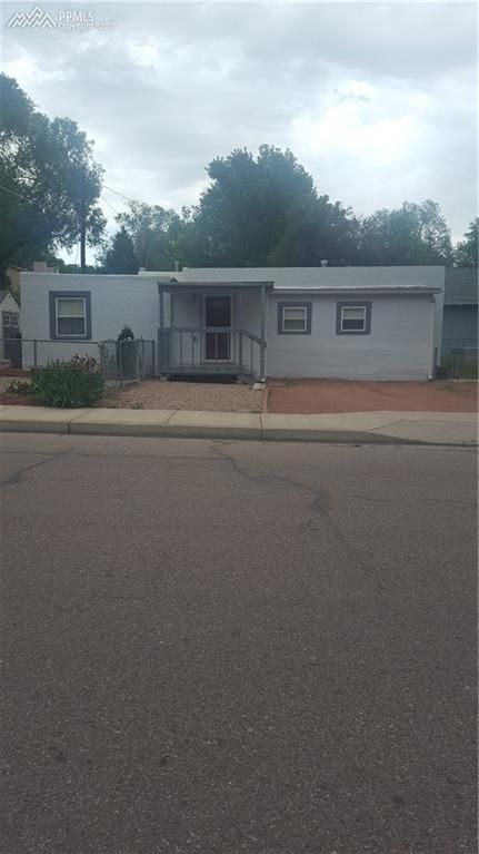 2602 E Monument St, Colorado Springs, CO 80909