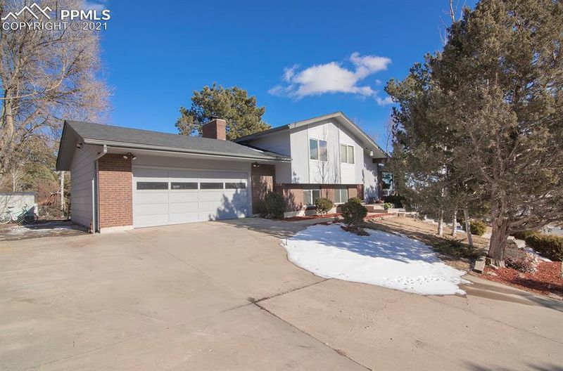 2603 Penacho Cir, Colorado Springs, CO 80917