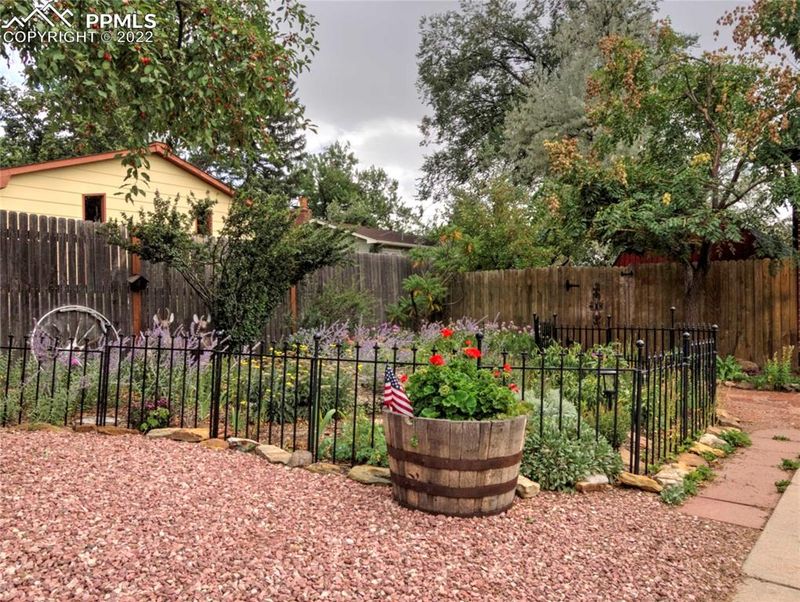 2608 Marilyn Rd, Colorado Springs, CO 80909