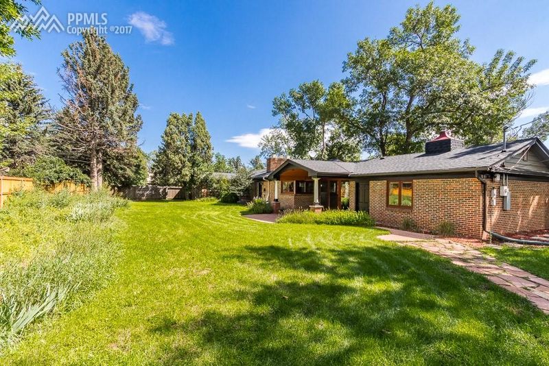 2610 Old Broadmoor Rd, Colorado Springs, CO 80906