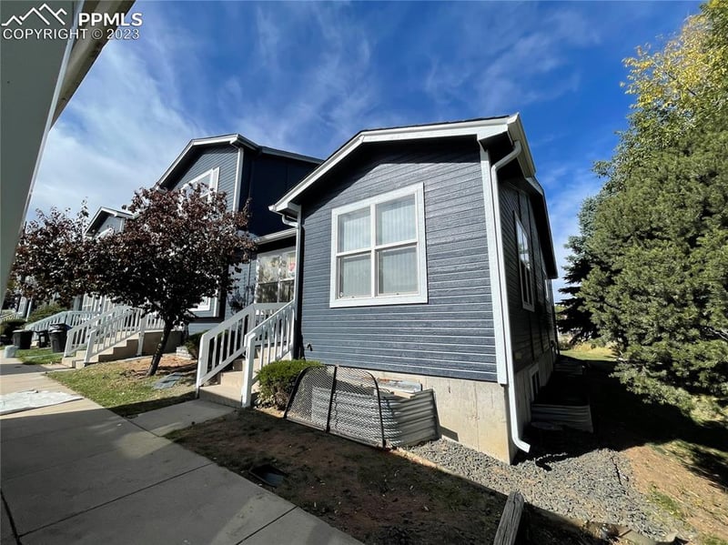 2611 Plumtree Grv, Colorado Springs, CO 80907