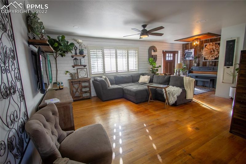 2613 Marilyn Rd, Colorado Springs, CO 80909
