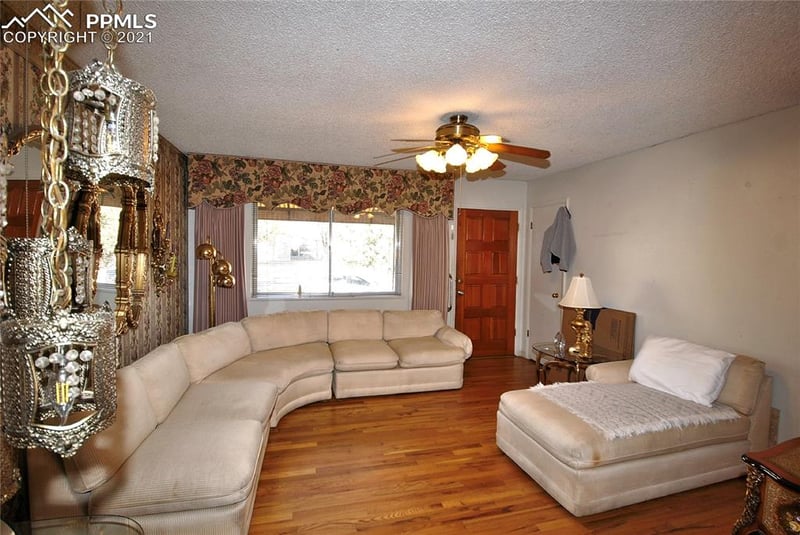 2615 Carlsbad Dr, Colorado Springs, CO 80910