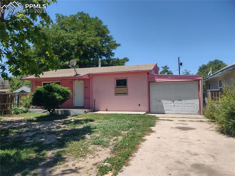 2619 Wyoming Ave, Pueblo, CO 81004