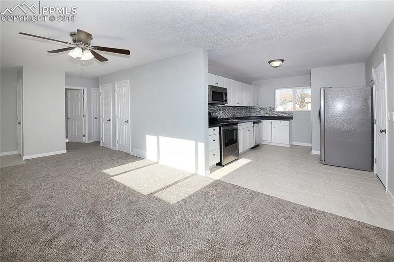 2620 Glenwood Dr, Colorado Springs, CO 80906