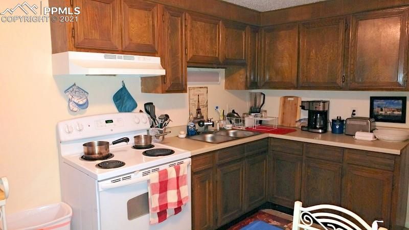 2620 King St, Colorado Springs, CO 80904