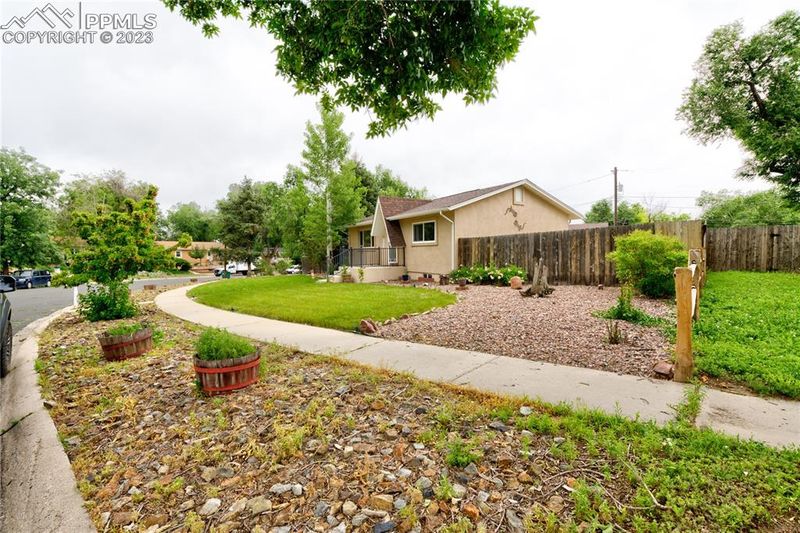 2623 Cooper Ave, Colorado Springs, CO 80907