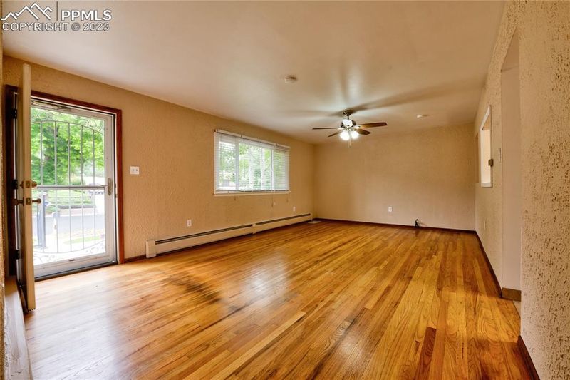 2623 Cooper Ave, Colorado Springs, CO 80907