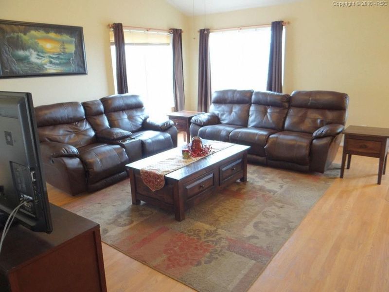 2625 Lone Tree Ct, Colorado Springs, CO 80922