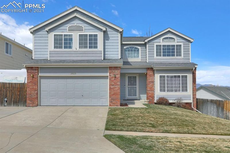 2625 Lyncrest Dr, Colorado Springs, CO 80918