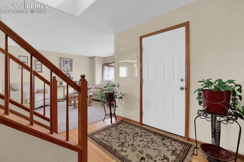 2625 Lyncrest Dr, Colorado Springs, CO 80918