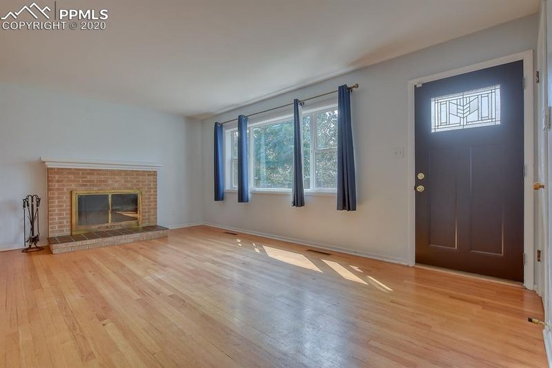 2626 Summit Dr, Colorado Springs, CO 80909