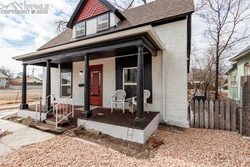 2627 E Routt Ave, Pueblo, CO 81004