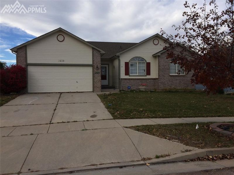 2630 Kittyhawk Rd, Colorado Springs, CO 80920