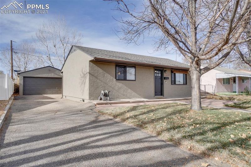 2633 Ontario St, Pueblo, CO 81004