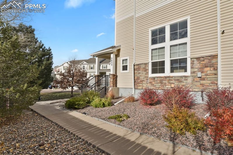 2633 Stonecrop Ridge Grv, Colorado Springs, CO 80910