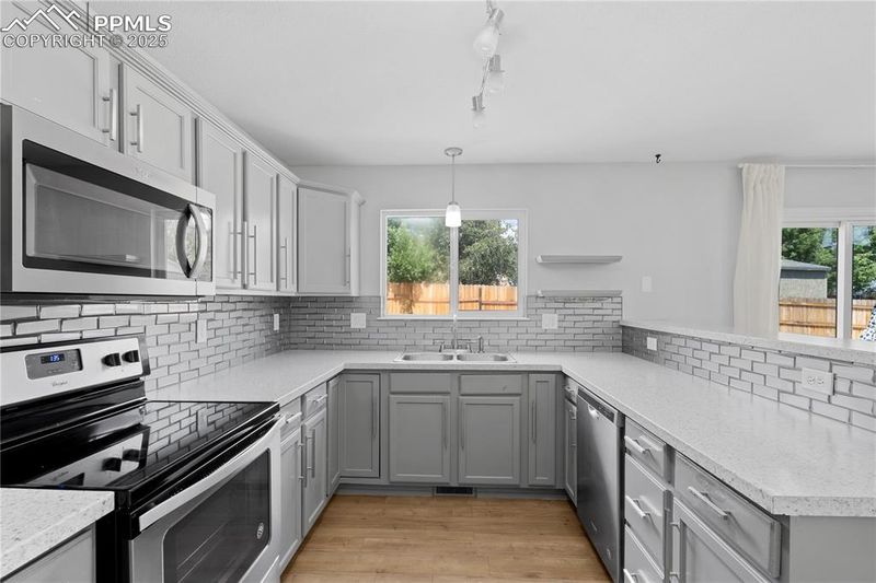 2636 Weyburn Way, Colorado Springs, CO 80922