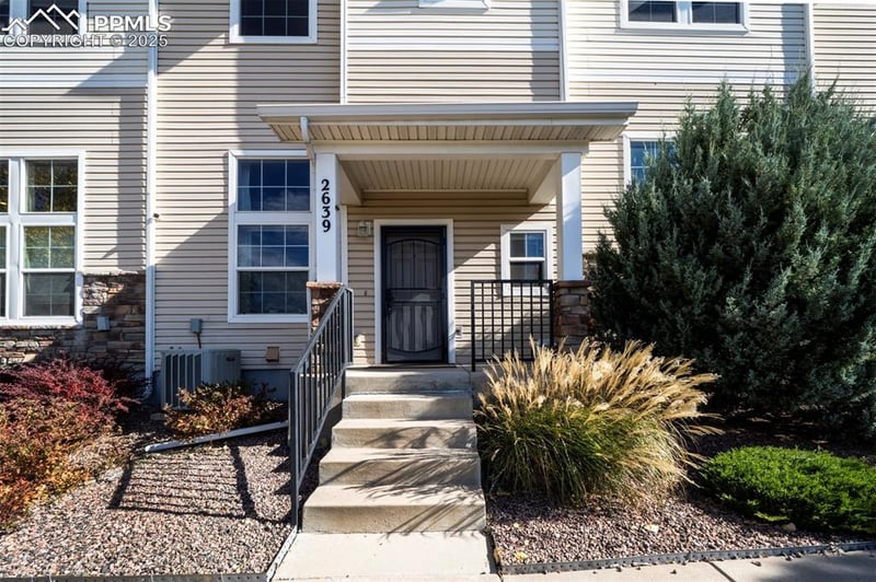 2639 Stonecrop Ridge Grv, Colorado Springs, CO 80910